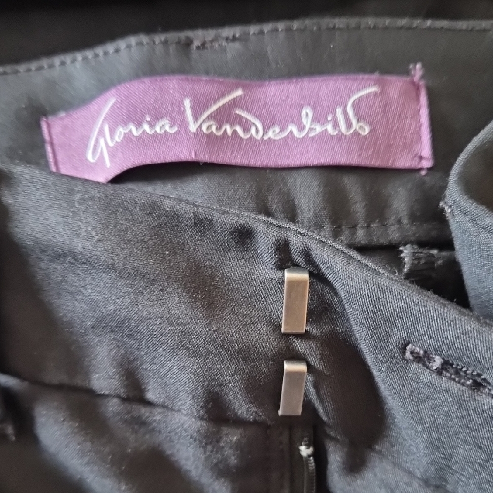 Gloria Vanderbilt Elegant Black Trousers